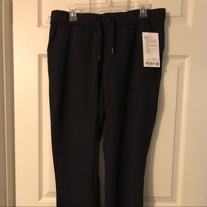 Lululemon New With Tags On the Fly